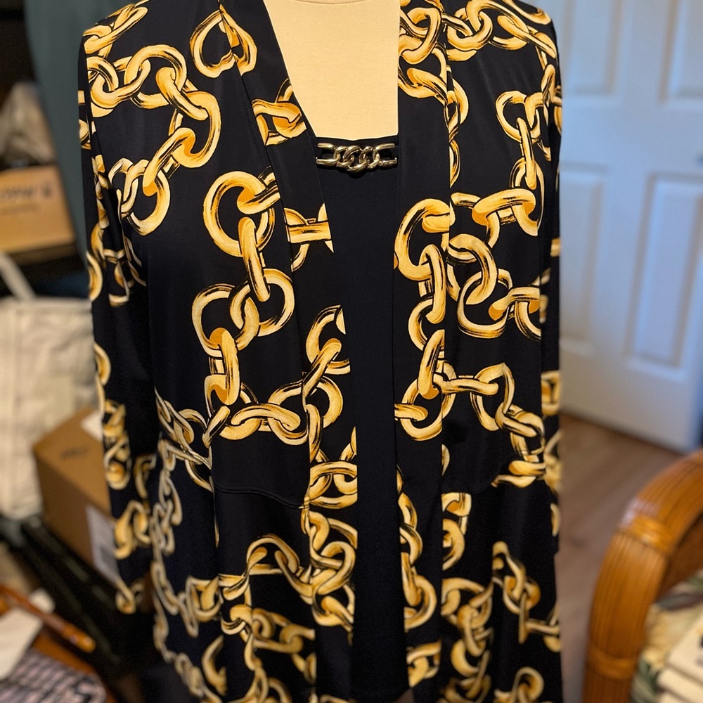 Navy and Gold Chain Pattern 2 Piece Tank and Cardigan by Susan Graver